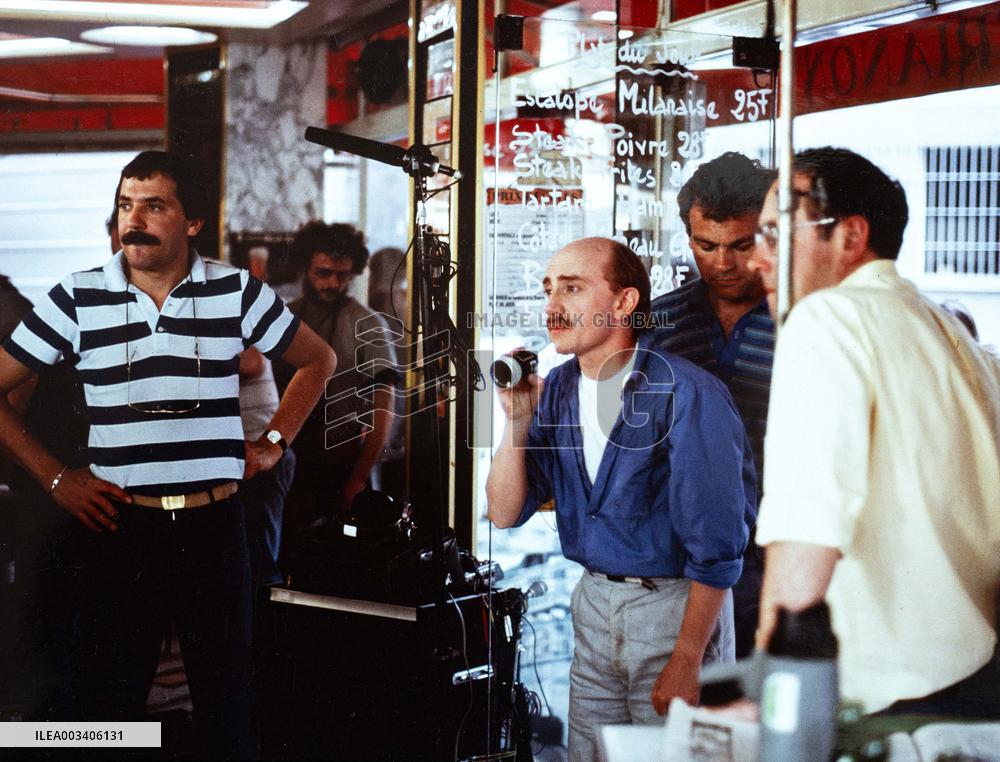 Michel Blanc During The Filming Of Marche A L’ombre - Paris