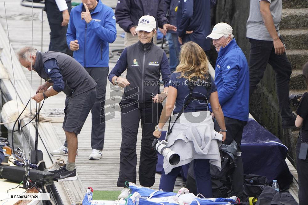 King Juan Carlos And Infante Elena On Arrival At The Marina - Sanxenxo