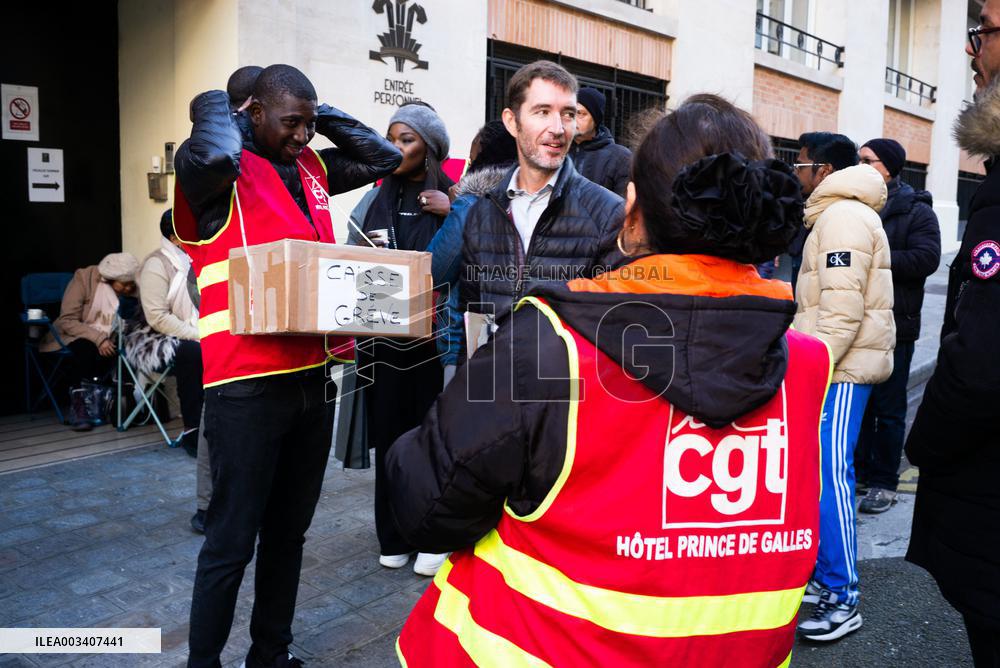 9th Day Of Strike Action At The Prince De Galles Hotel - Paris