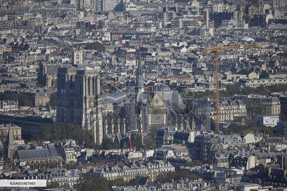 Illustration - Notre Dame De Paris - Paris