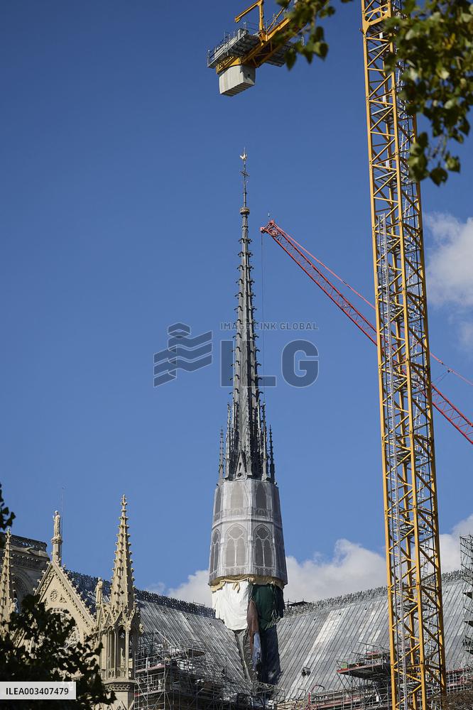 Illustration - Notre Dame De Paris - Paris