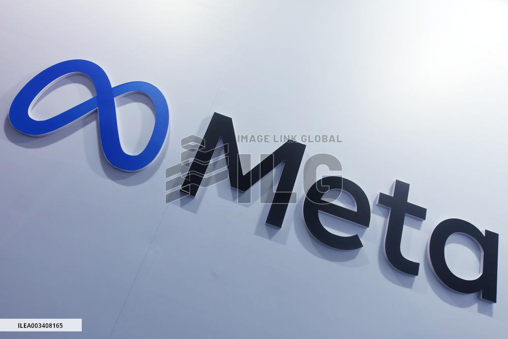 Meta Builds A New AI Model