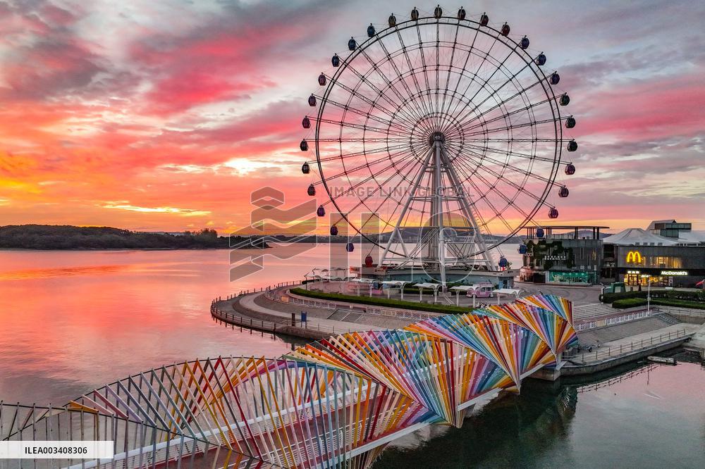 Rainbow Bridge Tour in Qingdao