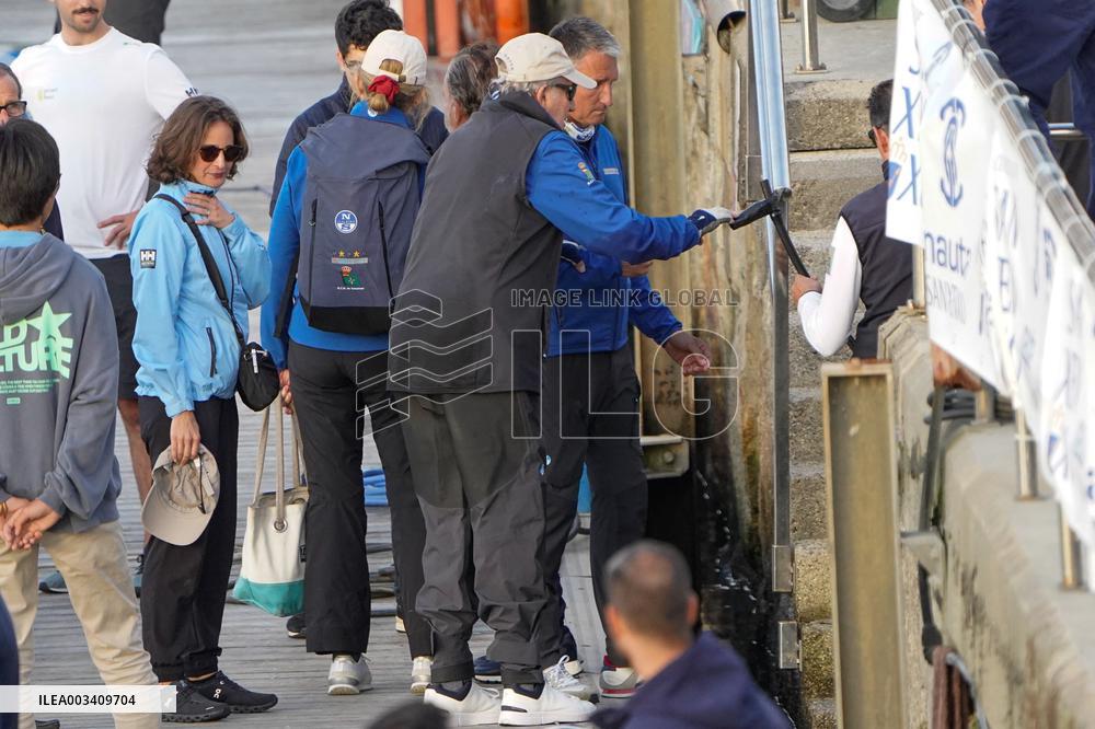 King Juan Carlos, Infanta Elena And Laurence Debray At Marina - Spain