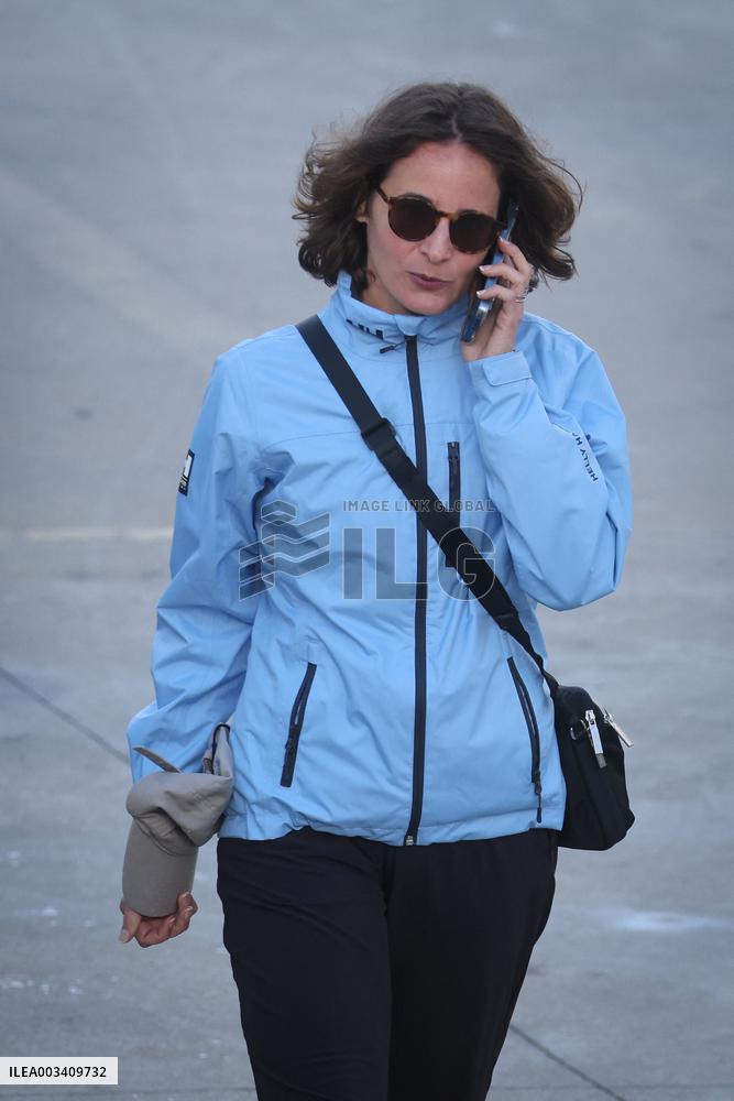 King Juan Carlos, Infanta Elena And Laurence Debray At Marina - Spain