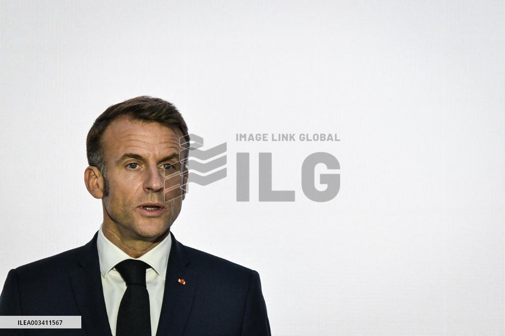 Press conference of Emmanuel Macron at Grand Palais FA