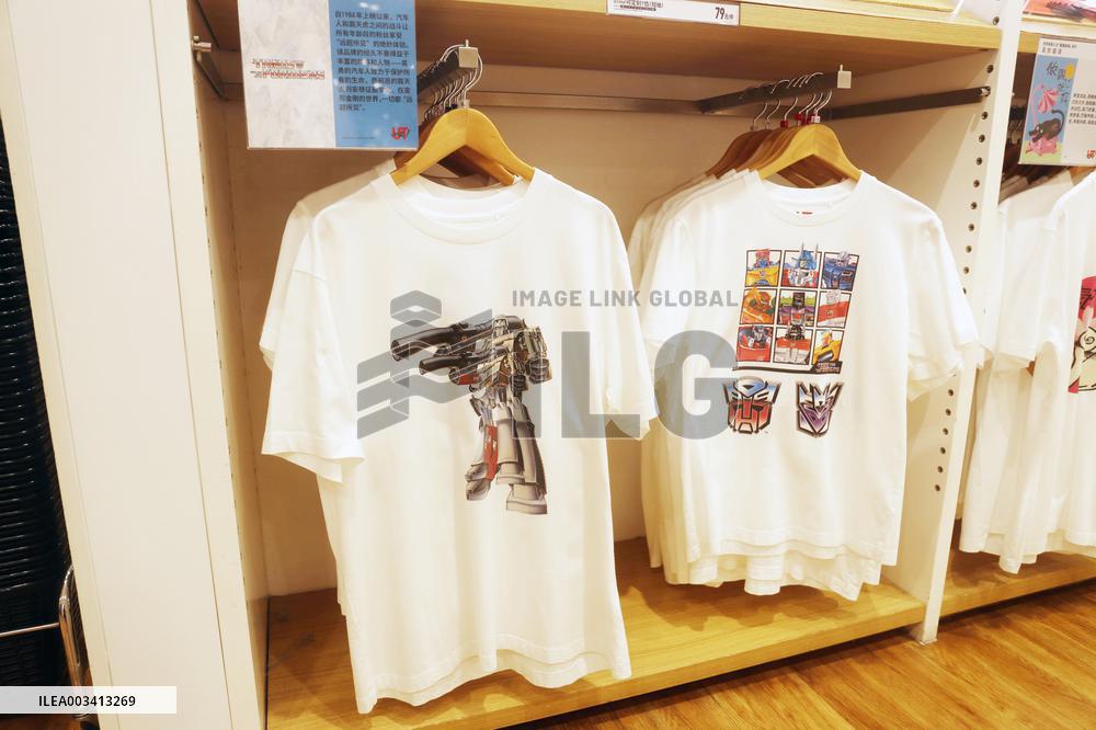 Transformers x UNIQLO Co-branded Custom T-shirts