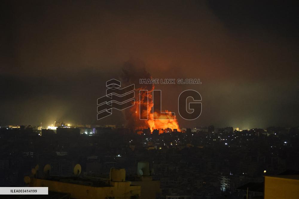 Israeli airstrikes on Dahiyeh, south of Beirut