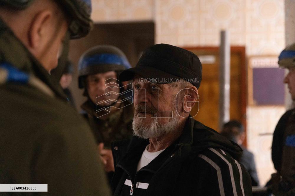 Shelter Arranged For Residents - Suzhan