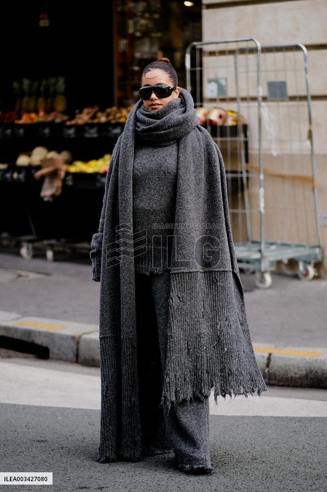 PFW - Stella McCartney Street Style