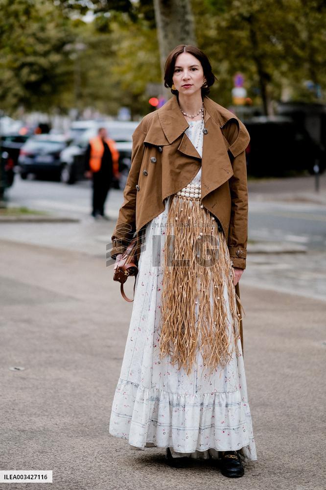 PFW - Stella McCartney Street Style