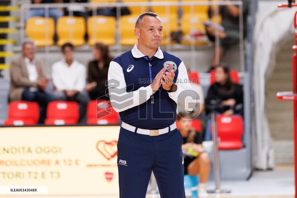 VOLLEY - Challenge Cup Men - CEV Volleyball Challenge Cup 2025