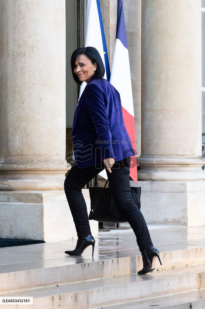 Weekly Cabinet Meeting - Paris