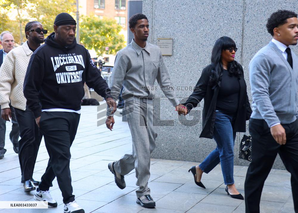 Sean Diddy family and Friends at The New York Court