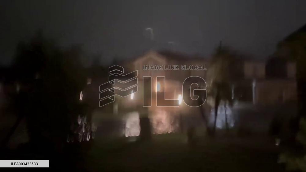 US: Hurricane Milton Makes Landfall In Florida With Gusty Winds And Heavy Rain 6