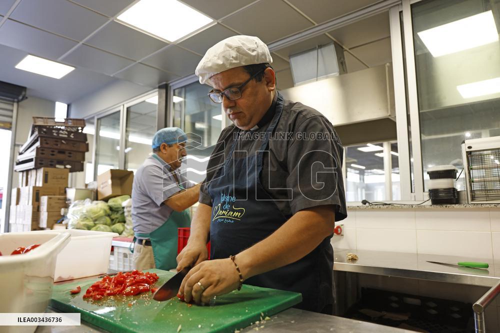 Cuisine de Mariam Prepares Meals For Immigrants - Beirut