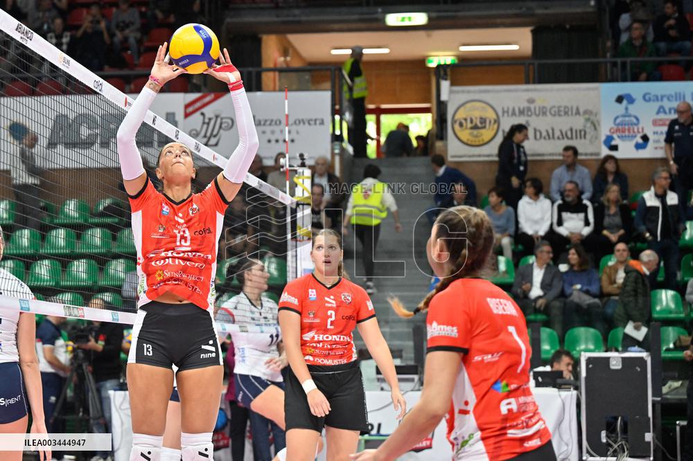 VOLLEY - Serie A1 Femminile - Honda Olivero S.Bernardo Cuneo  vs Reale Mutua Fenera Chieri '76