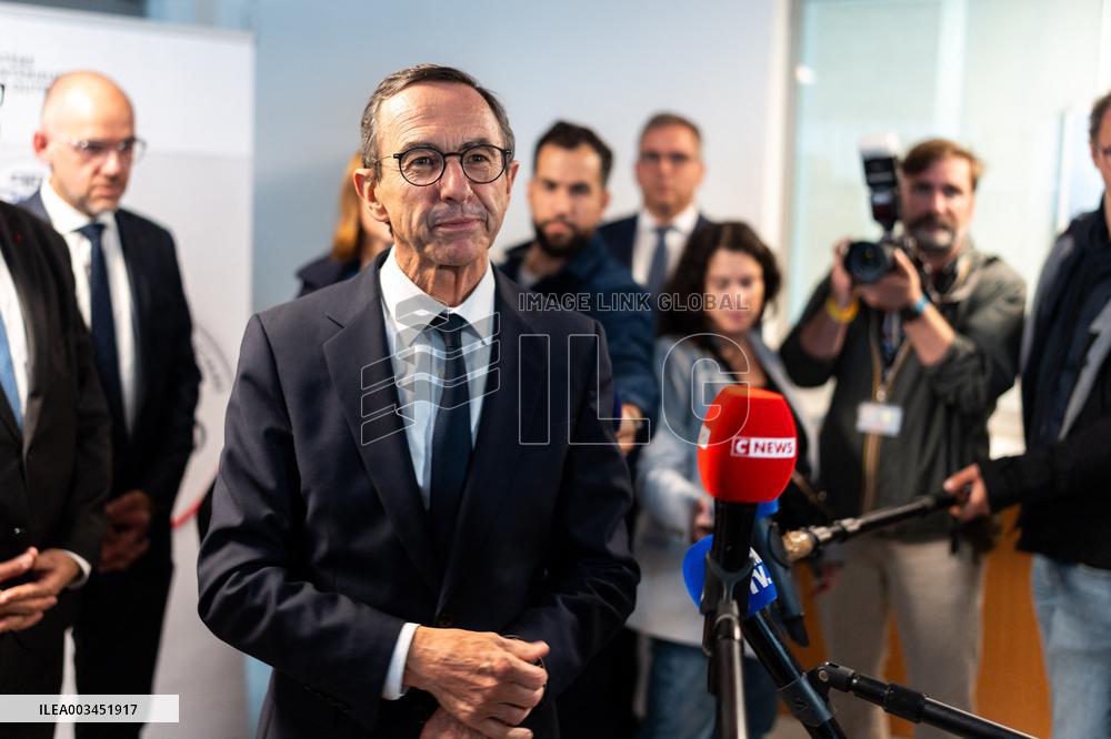 Bruno Retailleau at Sub-Directorate of the Judicial Police - Nanterre