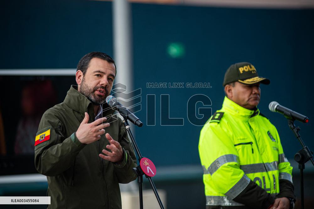 Bogota's Police Captures Members of Criminal Group Tren De Aragua