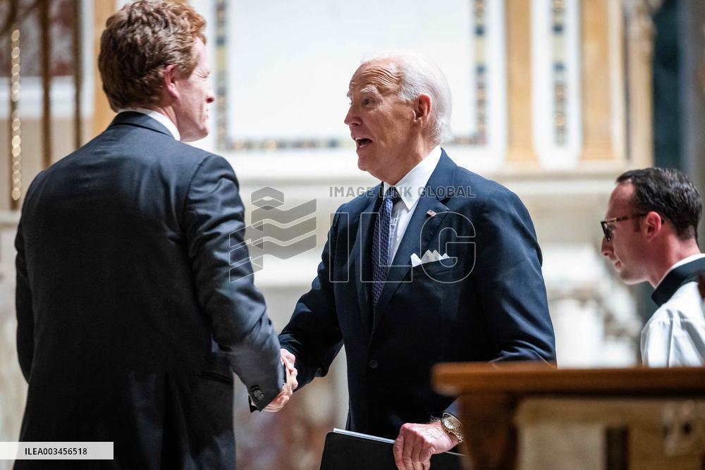 President Biden delivers eulogy for Ethel Kennedy in DC