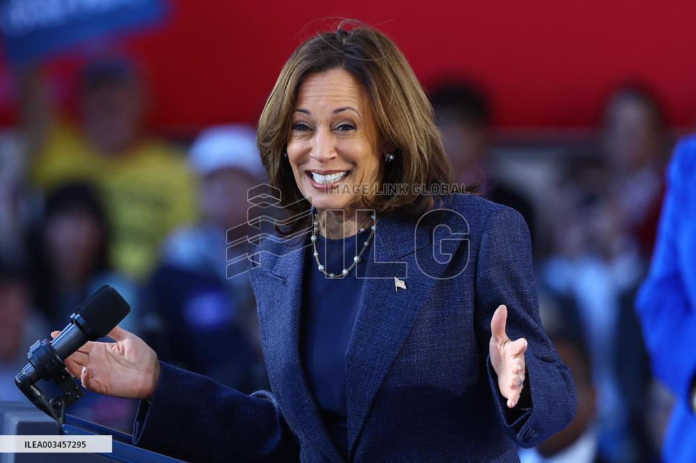 Vice President Harris Visits Washington Crossing Historic Park - PA