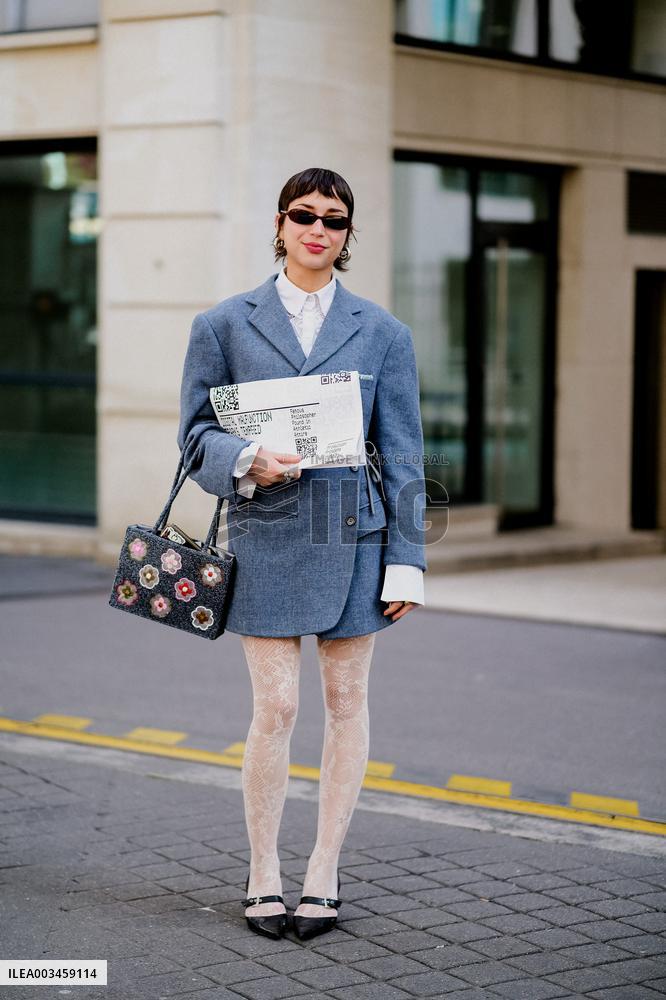 PFW - Miu Miu Arrivals