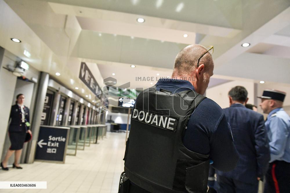 Visit to Charles de Gaulle airport near Paris FA