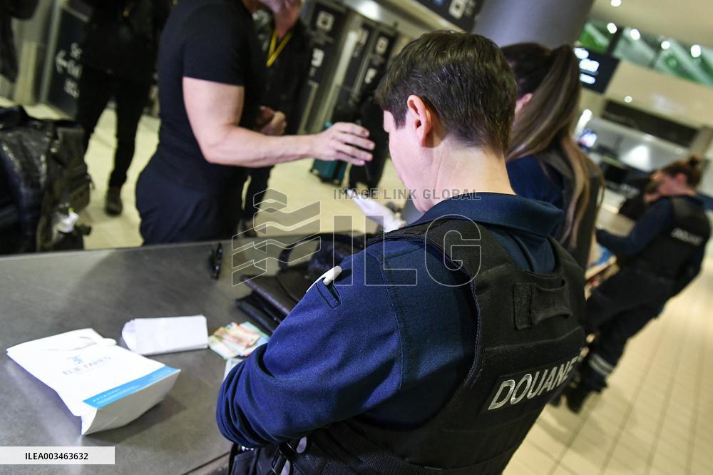 Visit to Charles de Gaulle airport near Paris FA