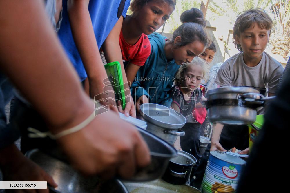 Displaced Palestinian In Deir al-Balah - Gaza
