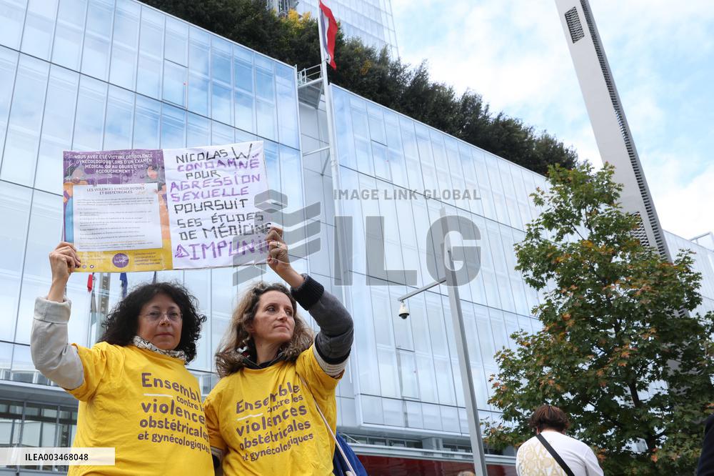 Rally in front of the court against sexual violence - Paris