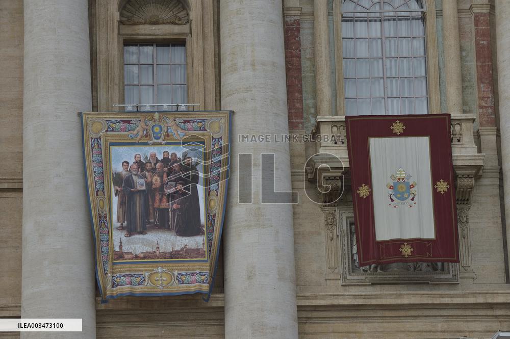 Pope canonizes seven Spanish Franciscans killed in 1860 in Damascus