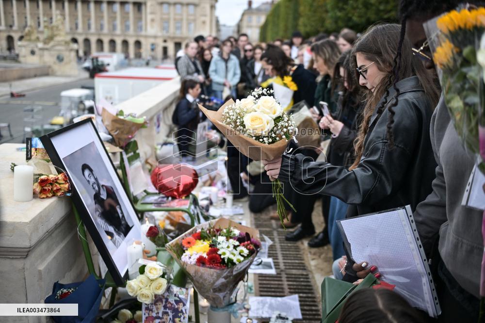 One Direction fans pay tribute to Liam Payne in Paris FA