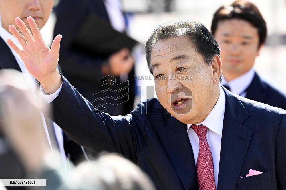 Campaigning for Japan general election