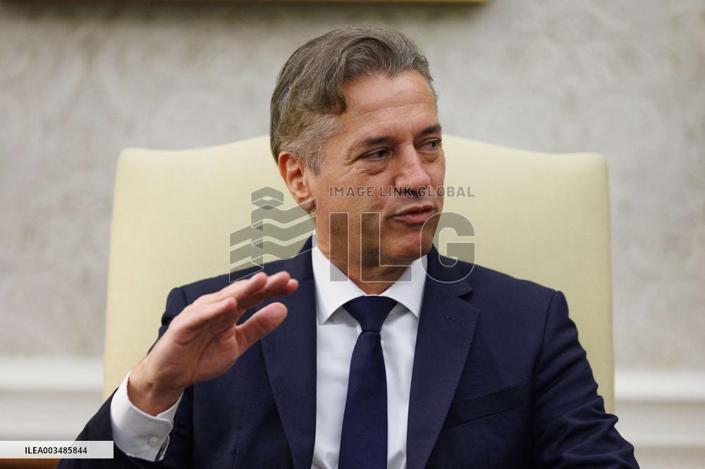 President Biden meets with Slovenian Prime Minister Robert Golob in Oval Office