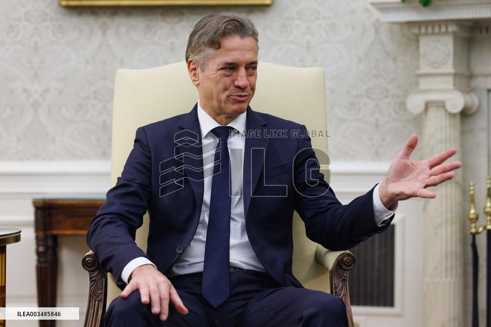 President Biden meets with Slovenian Prime Minister Robert Golob in Oval Office