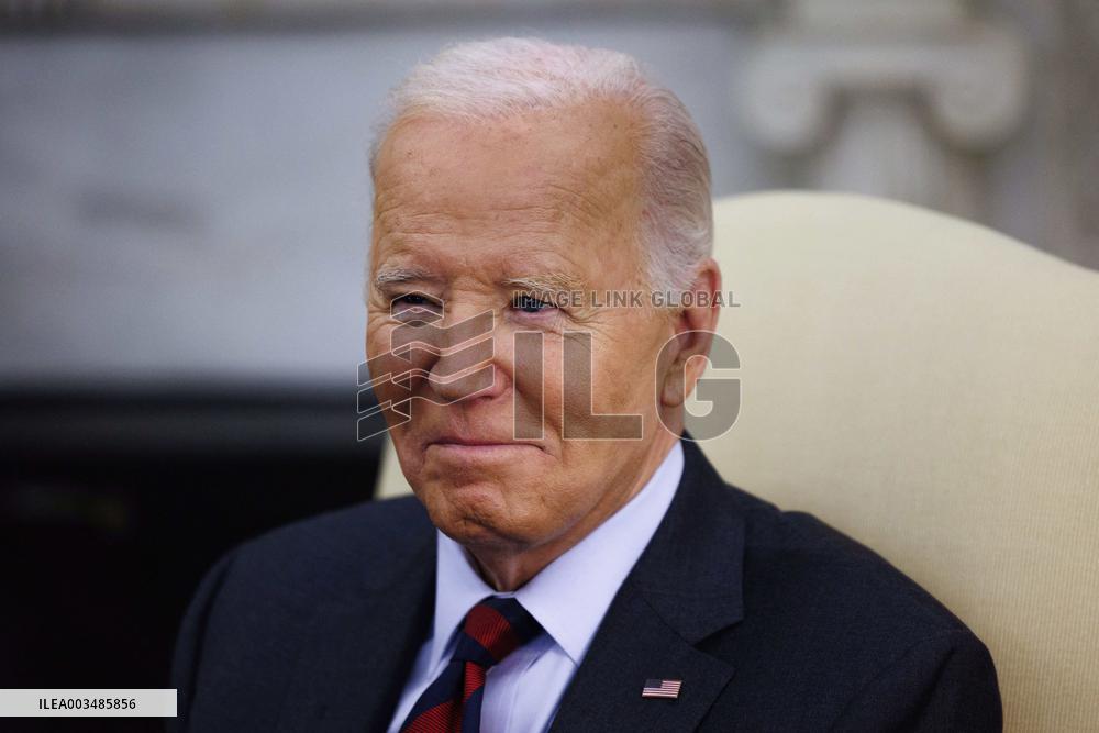 President Biden meets with Slovenian Prime Minister Robert Golob in Oval Office
