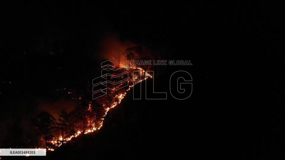 US: 1 Dead As Large Wildfire Breaks Out On Lamentation Mountain In Berlin, Connecticut