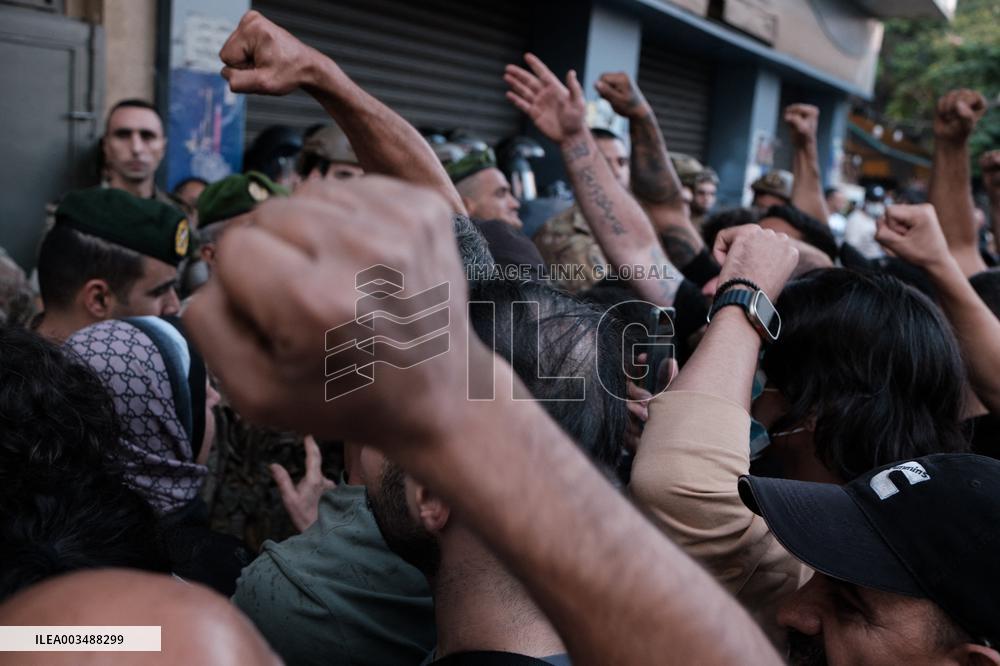 Displaced People Protest Eviction - Beirut