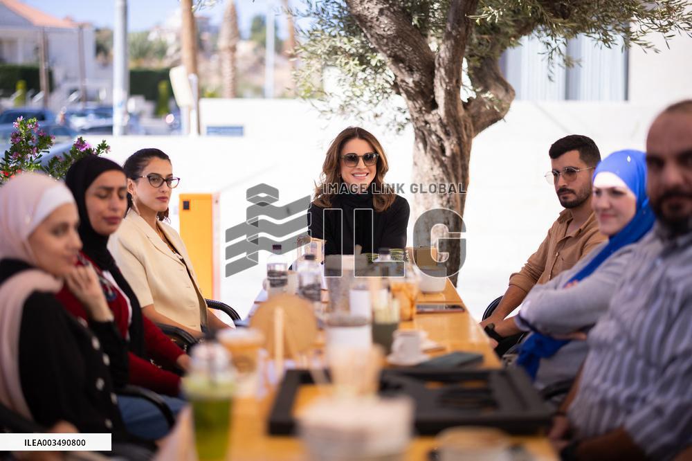 Queen Rania Meets Owners of Income-Generating Projects - Amman