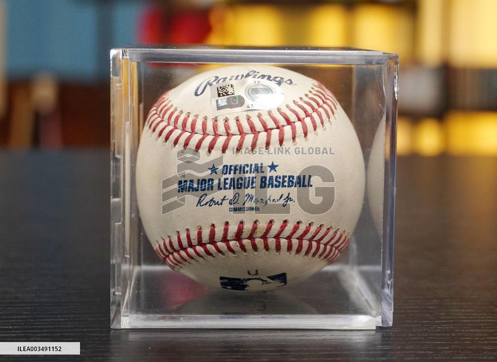 Ohtani's 50th home run ball at U.S. auction