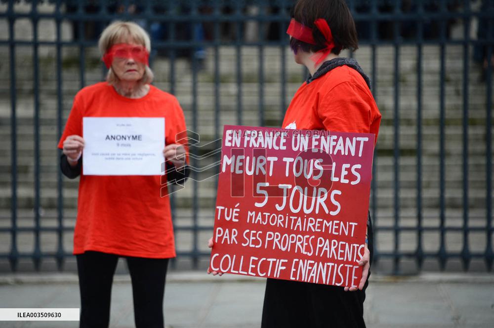 Protest against violence against children and teenagers - Paris
