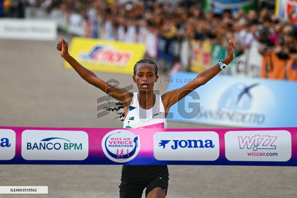 ATLETICA - Maratona - 38^ Wizz Air Venicemarathon