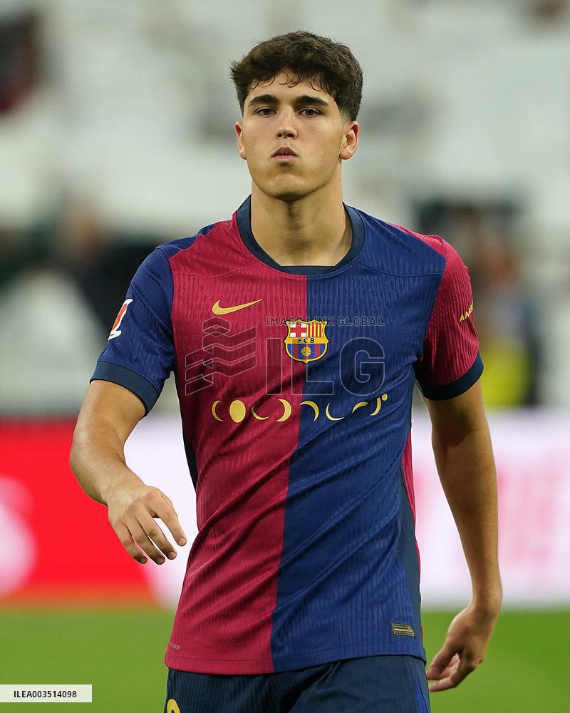 La Liga - Real Madrid v Barcelona