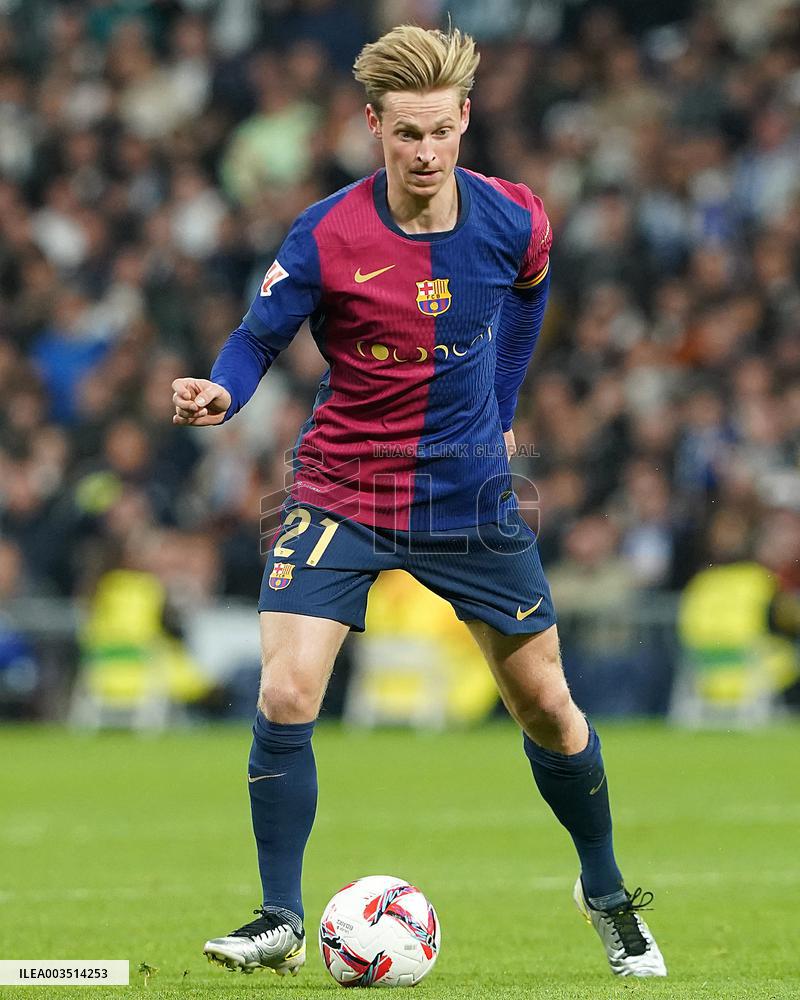 La Liga - Real Madrid v Barcelona