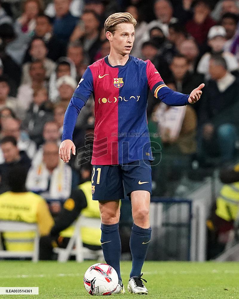 La Liga - Real Madrid v Barcelona