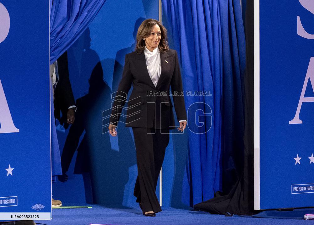 Harris Pledges 'Different Path’ At Site Of Trump 6 January Rally - Washington