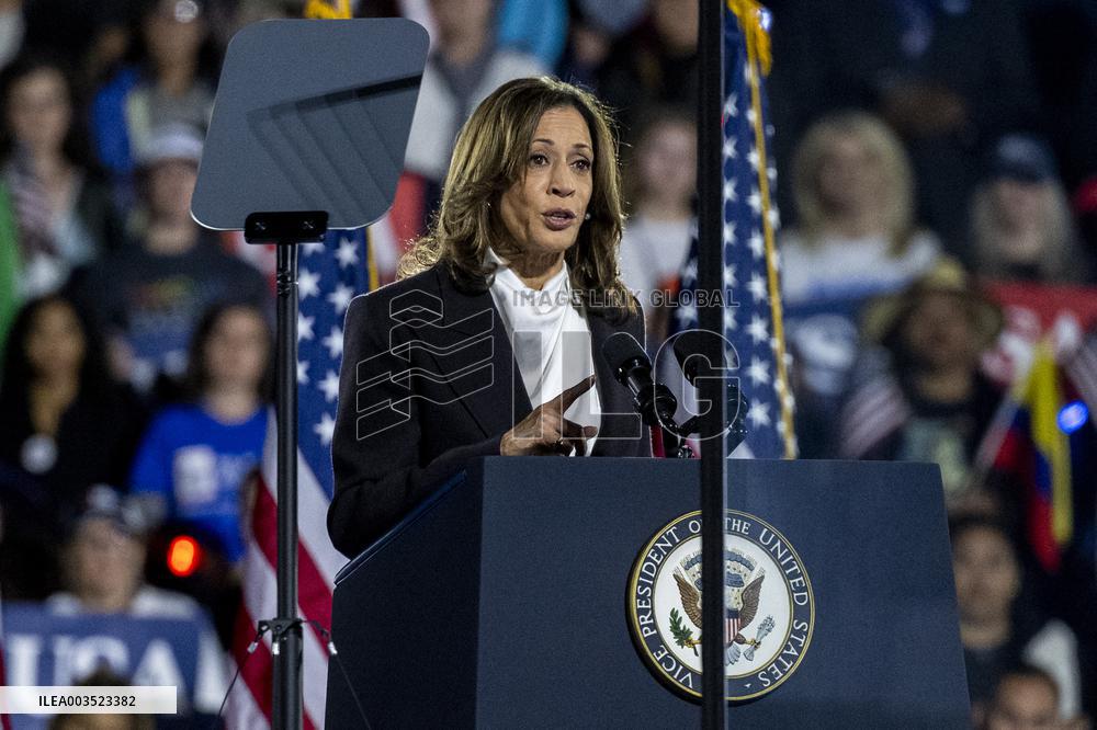 Harris Pledges 'Different Path’ At Site Of Trump 6 January Rally - Washington