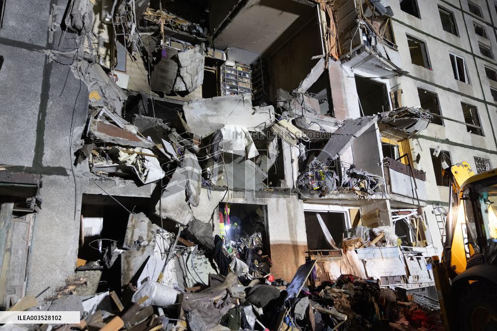 Russian Attack Kills Child And Injures At Least 30 - Kharkiv