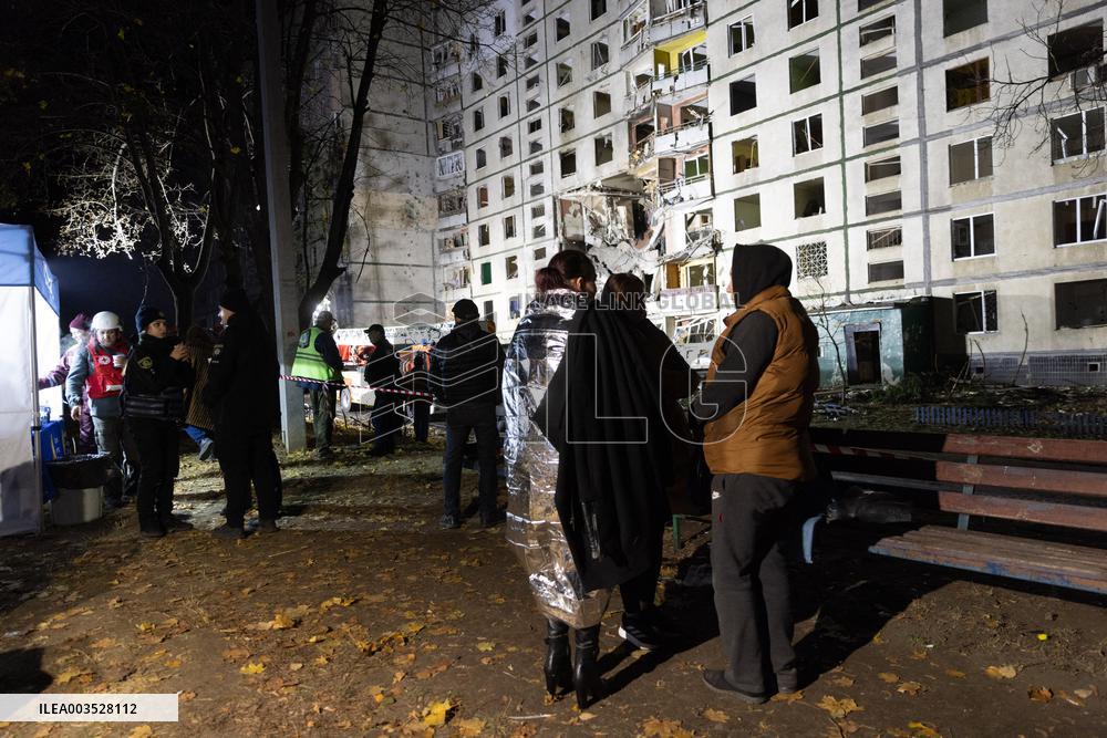 Russian Attack Kills Child And Injures At Least 30 - Kharkiv