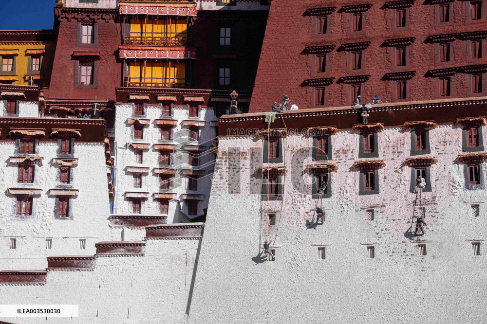 Potala Palace Annual Renovation - Lhasa